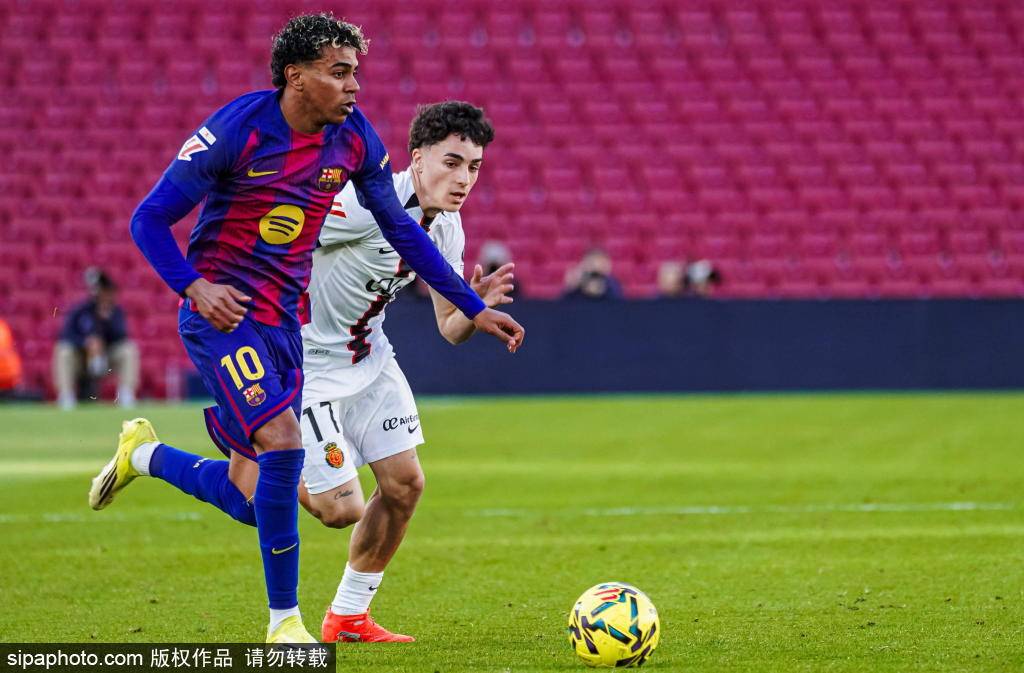 梅西回归巴萨疑云!阿莱曼尼:哈维说的是对的,当时西甲已同意